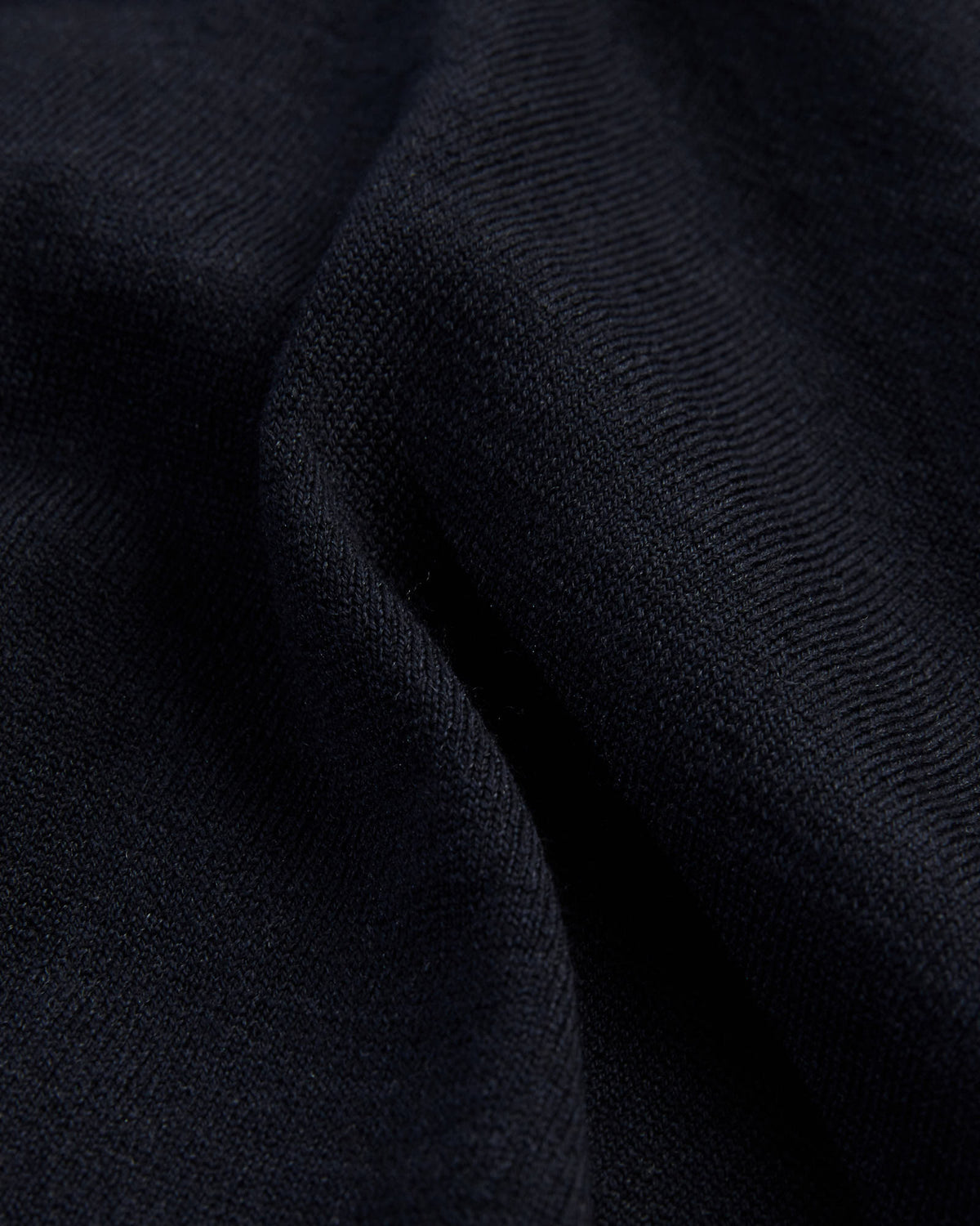 Slim-fit V-neck sweater in Flexwool