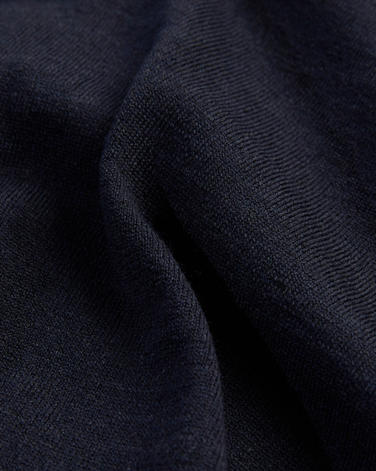 Slim-fit V-neck sweater in Flexwool