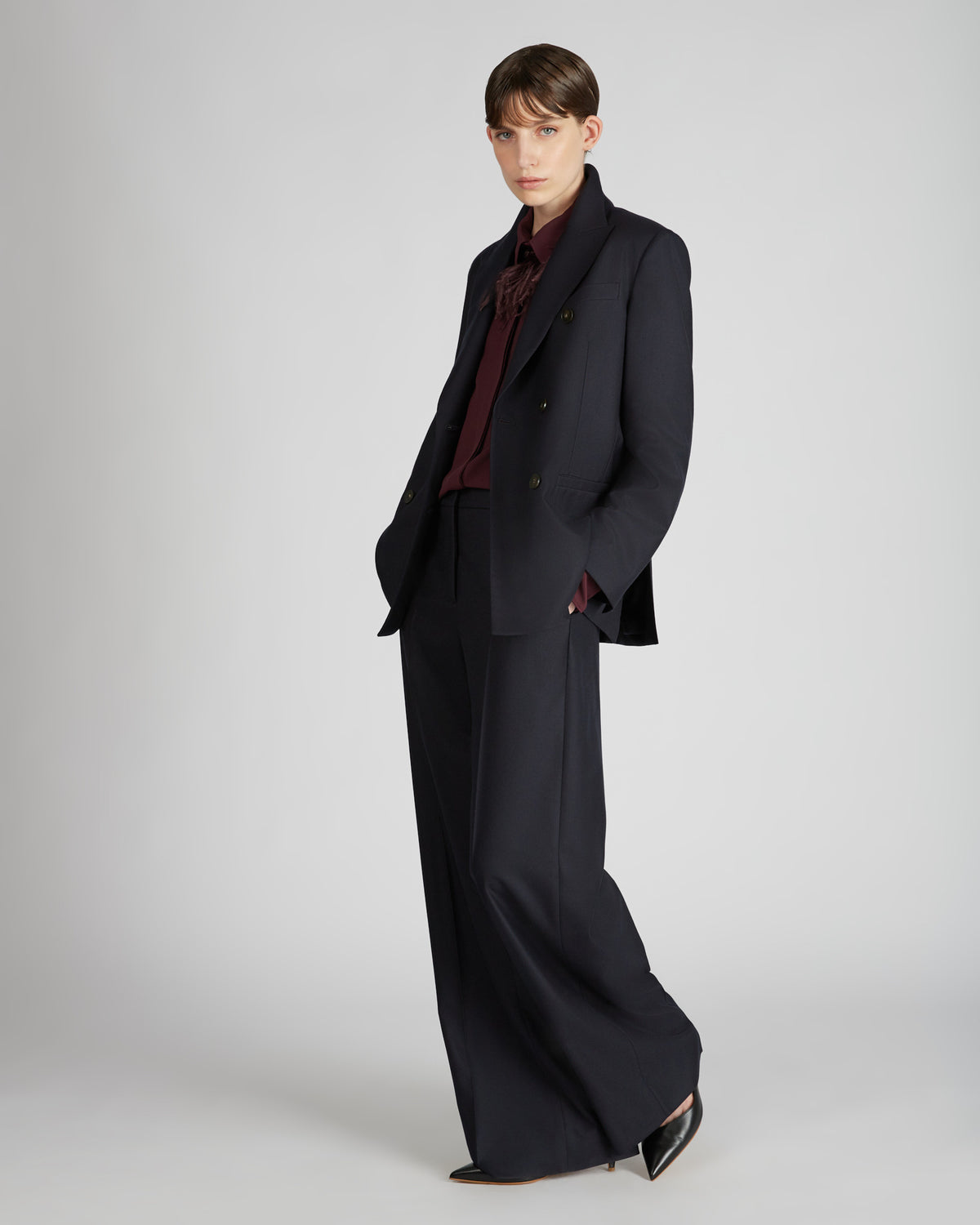 Regular fit trousers in stretch flannel