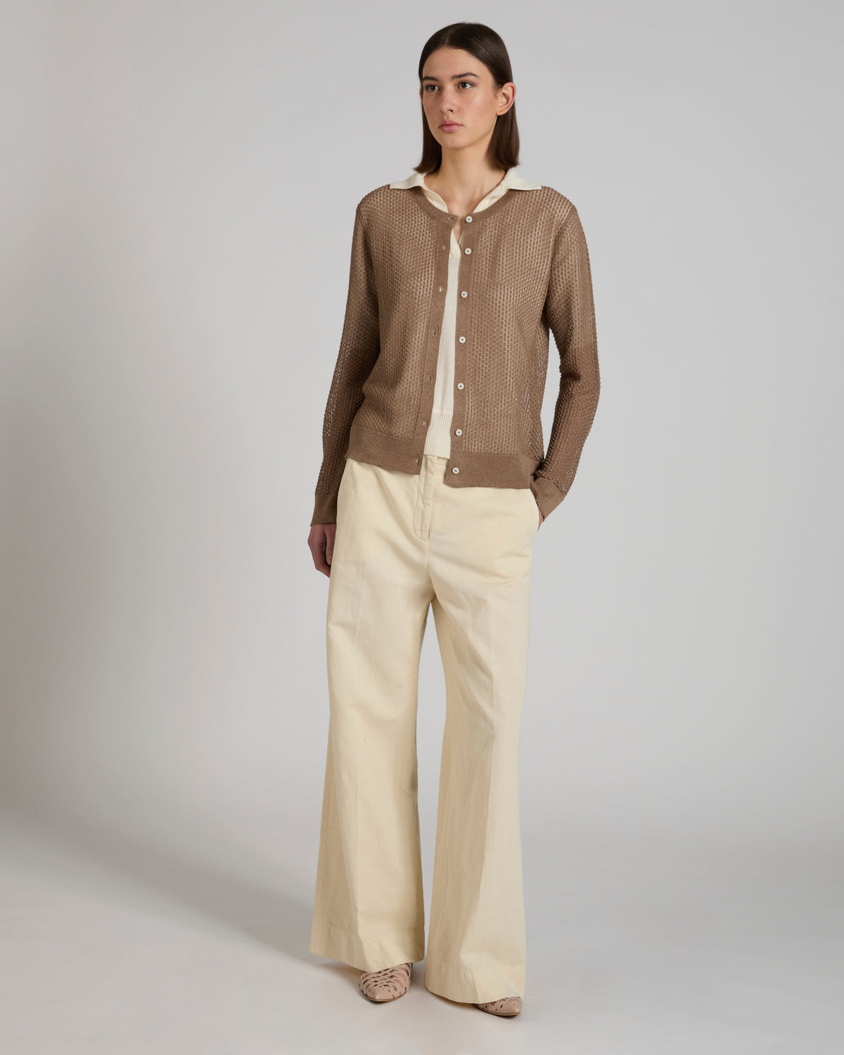 Regular fit trousers in cotton and linen twill