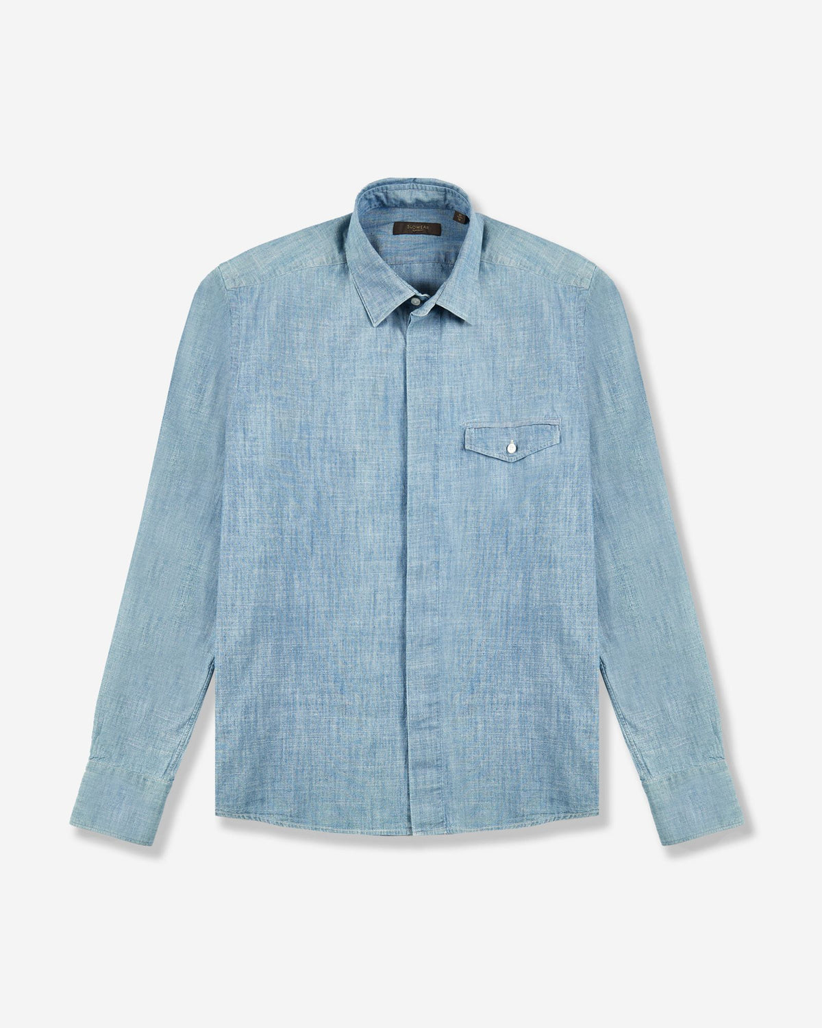 Casual fit chambray shirt