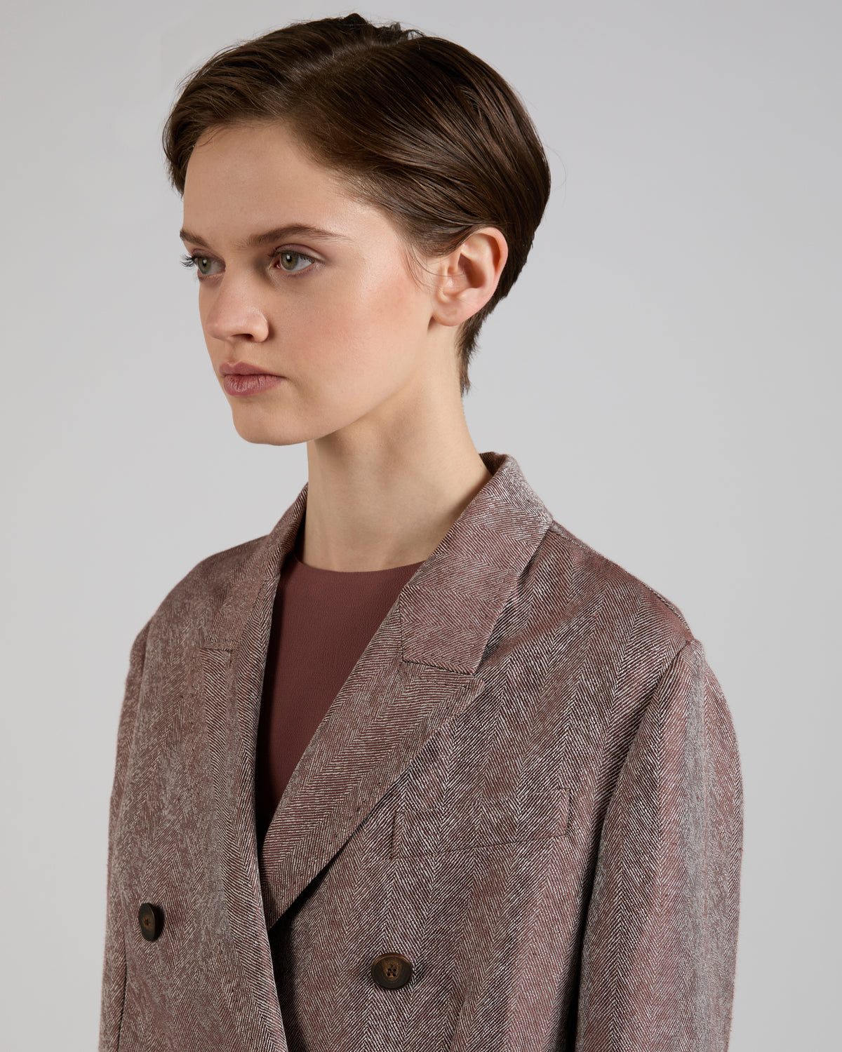 Double-breasted jacket in linen and viscose herringbone