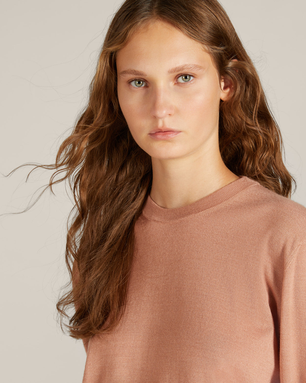 Slim fit cashmere and silk crew-neck sweater