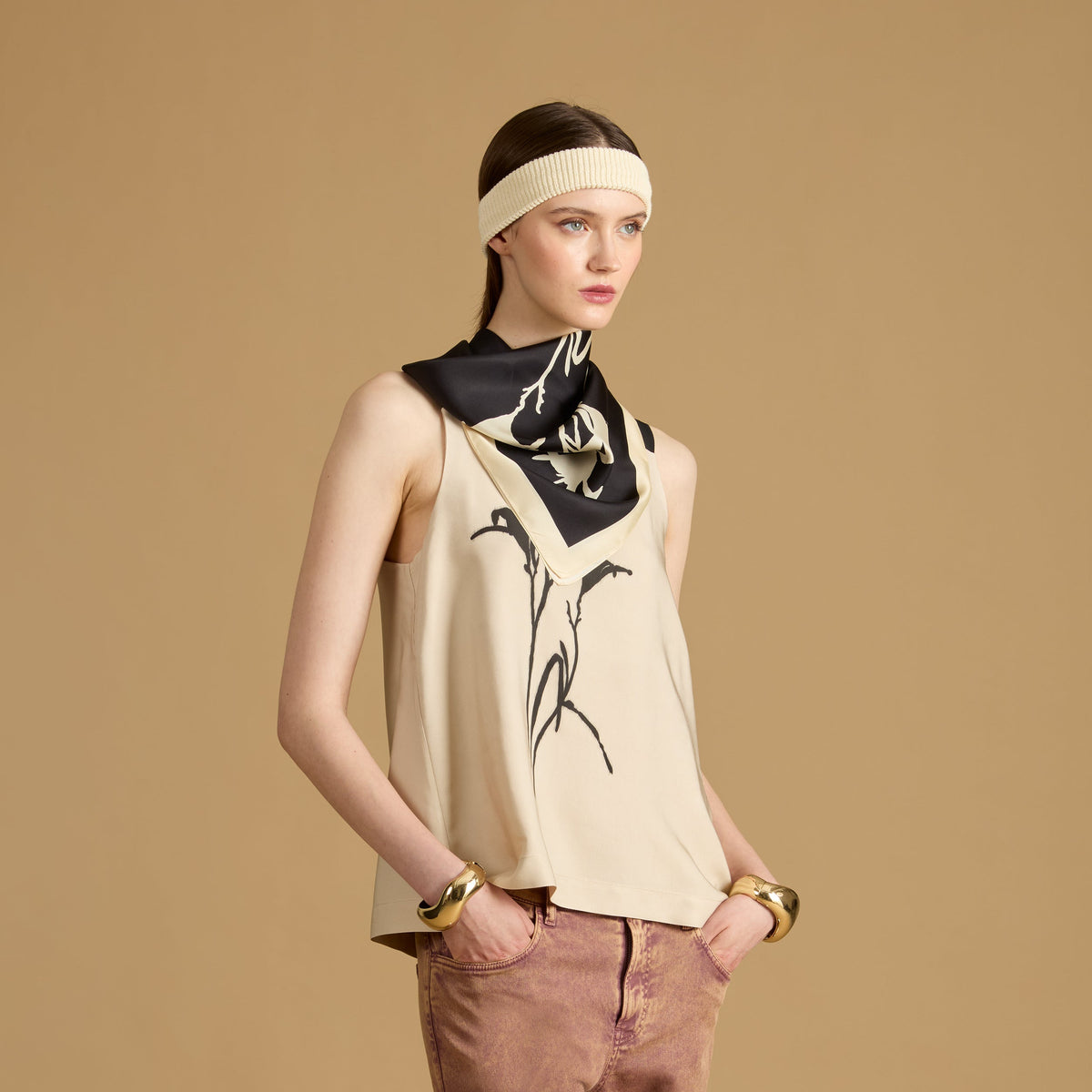 Regular fit top in viscose twill